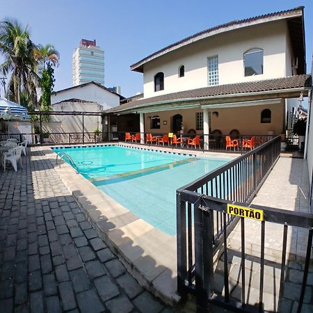 Pousada Parque Suites Estacionamento E Piscina Γκουαρούχα Εξωτερικό φωτογραφία