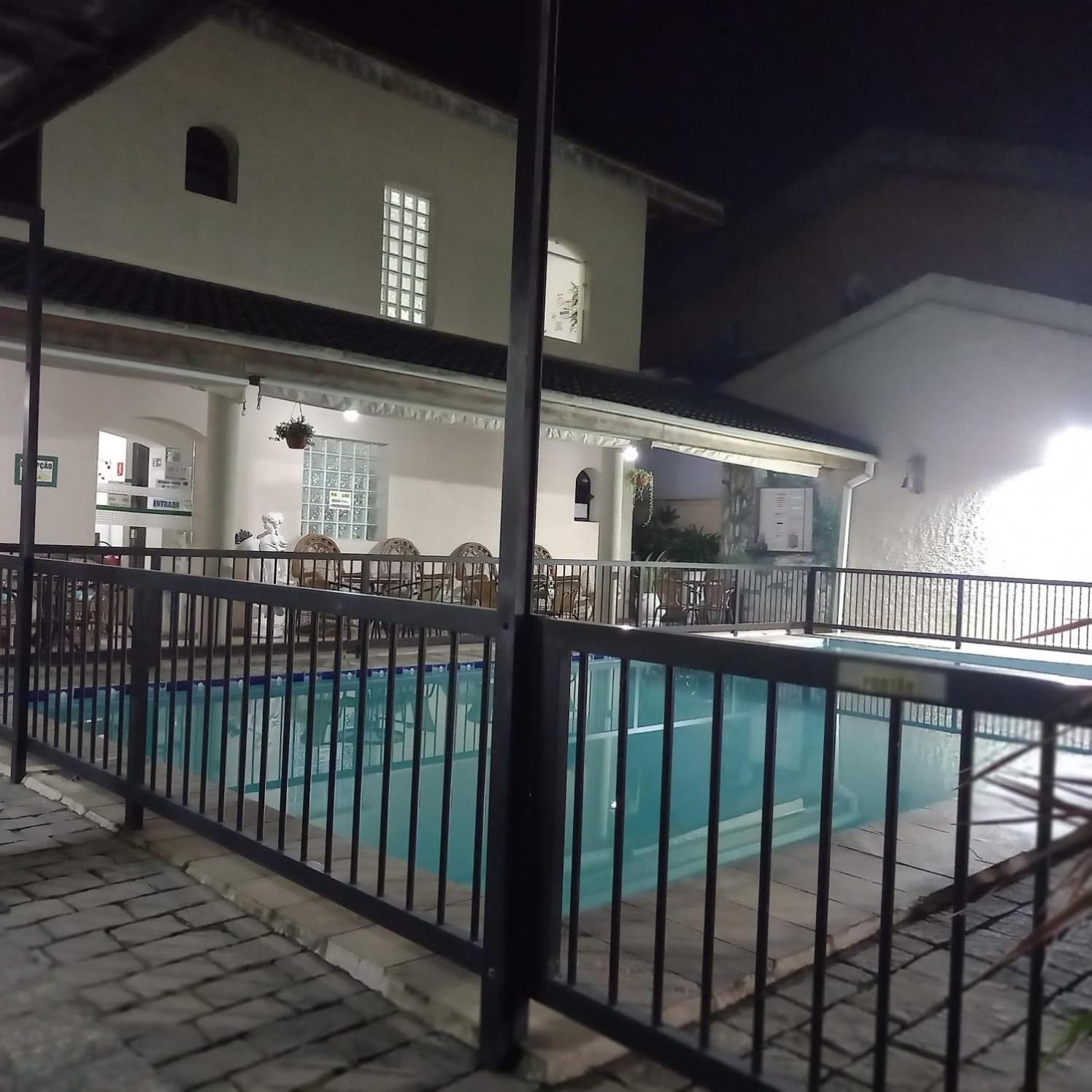 Pousada Parque Suites Estacionamento E Piscina Γκουαρούχα Εξωτερικό φωτογραφία