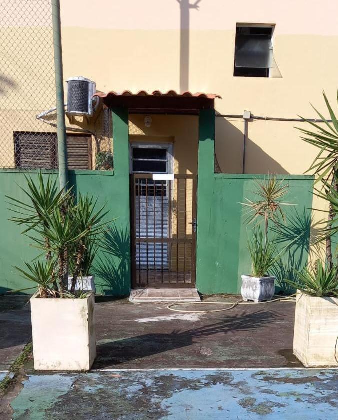 Pousada Parque Suites Estacionamento E Piscina Γκουαρούχα Εξωτερικό φωτογραφία
