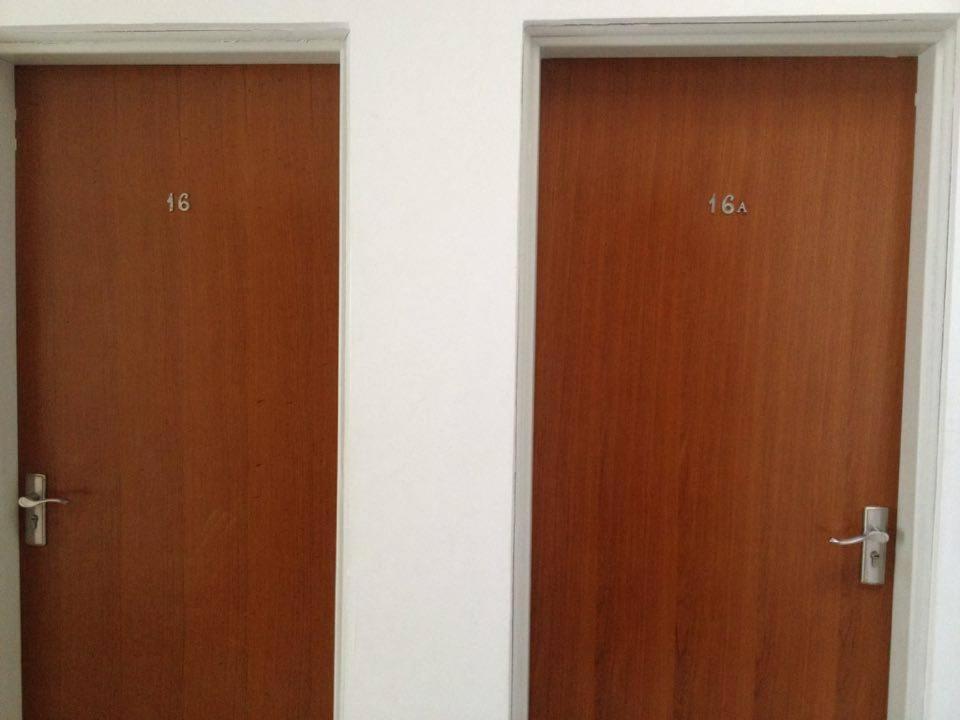 Pousada Parque Suites Estacionamento E Piscina Γκουαρούχα Δωμάτιο φωτογραφία