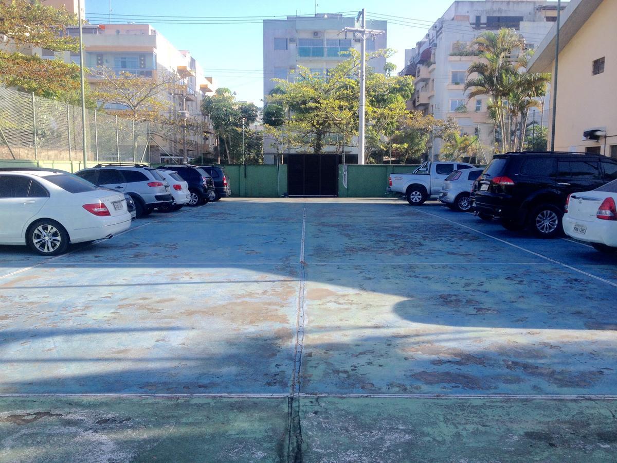 Pousada Parque Suites Estacionamento E Piscina Γκουαρούχα Εξωτερικό φωτογραφία